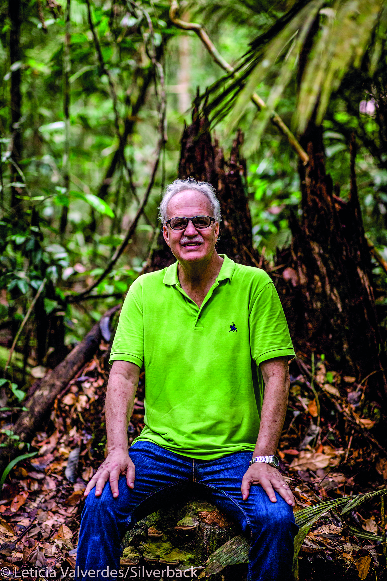 Leticia Valverdes/Silverback – Carlos is revolutionizing the model for development in the Amazon through pioneer research and community organizing. He is creating a new economy that will benefit humans and the environment alike. 