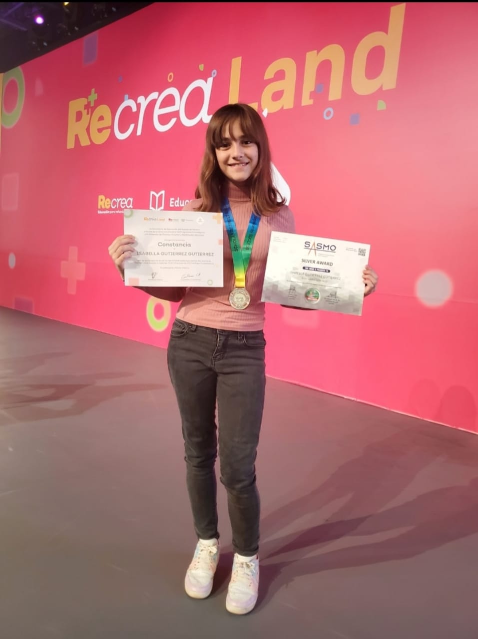 Isabella Joven que Inspira