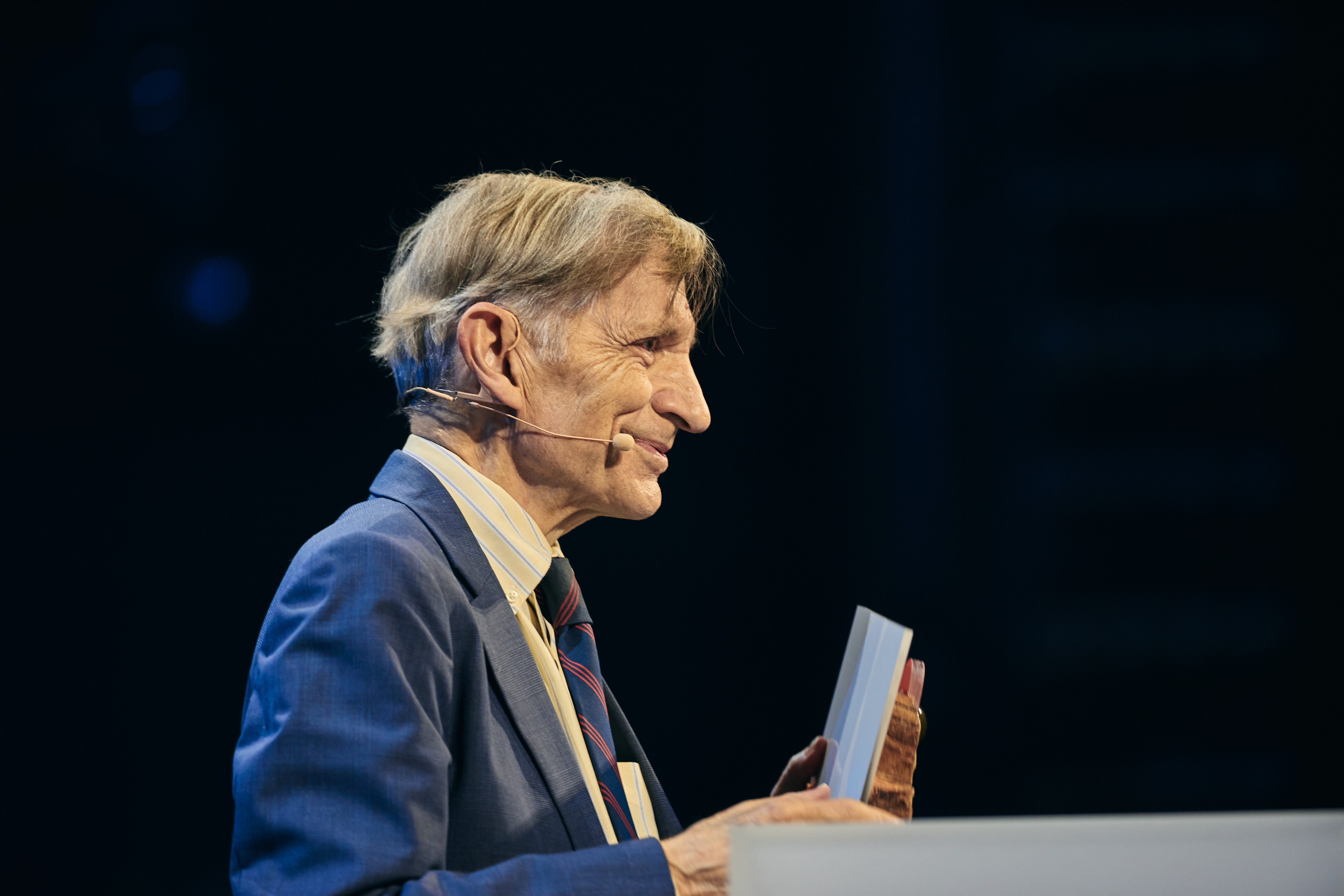 Bill Drayton profile left accepting Global Treasure Aware at Skoll World Forum 2025