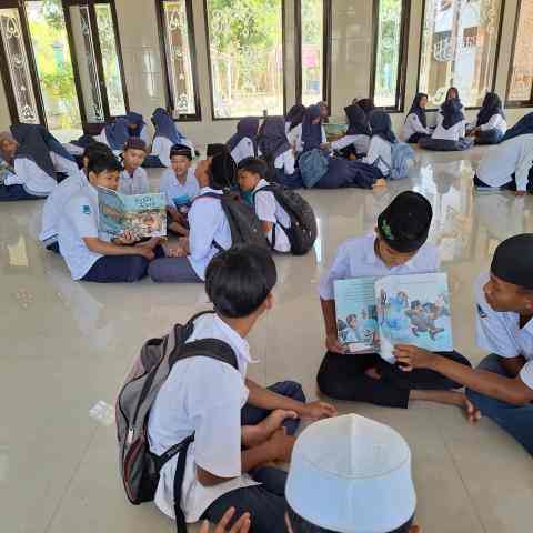 Nurun Sariyah - Gaharu Keluarga - Ashoka Indonesia