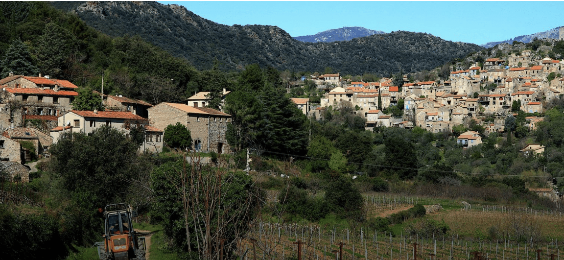landscape of a decentralised community in Italy