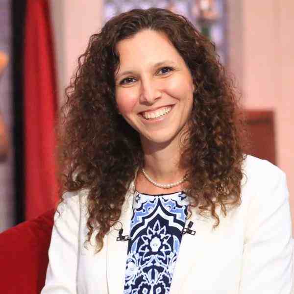 Dina Hashish headshot