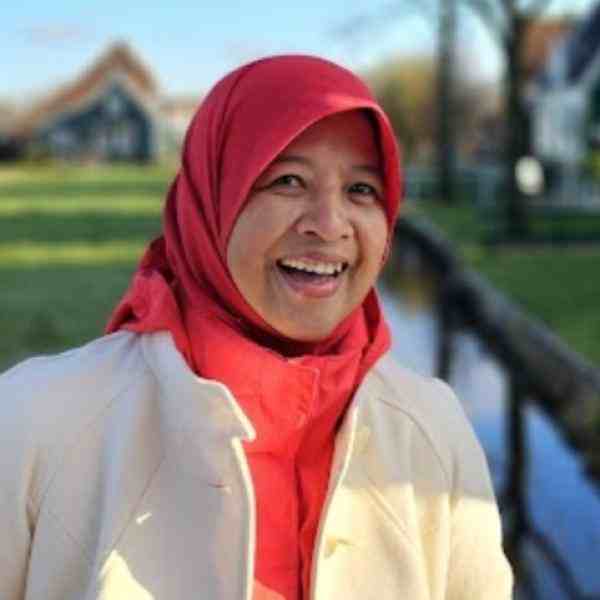Septi Peni Wulandani