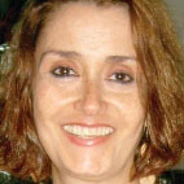 Claudia Cabral