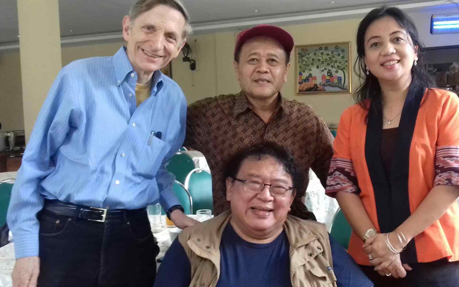 Photo of Wimar Witoelar and Bill Drayton