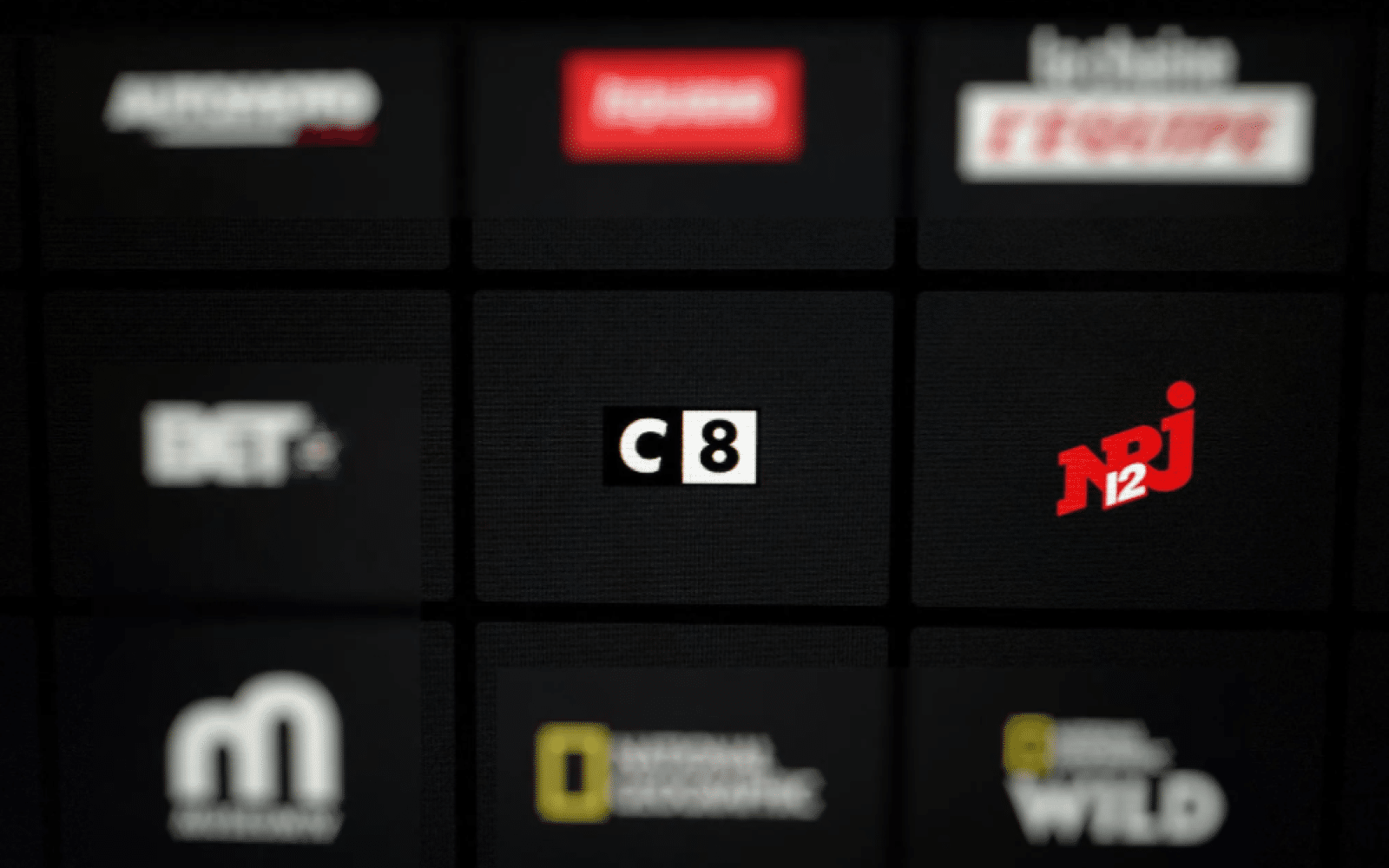 Les candidatures de C8 et de NRJ12 n’ont pas ete retenues par l’Arcom (Autorite de regulation de l audiovisuel et de la communication numerique) pour la reattribution des frequences de la TNT en 2025, a Paris, le 24 juillet 2024.