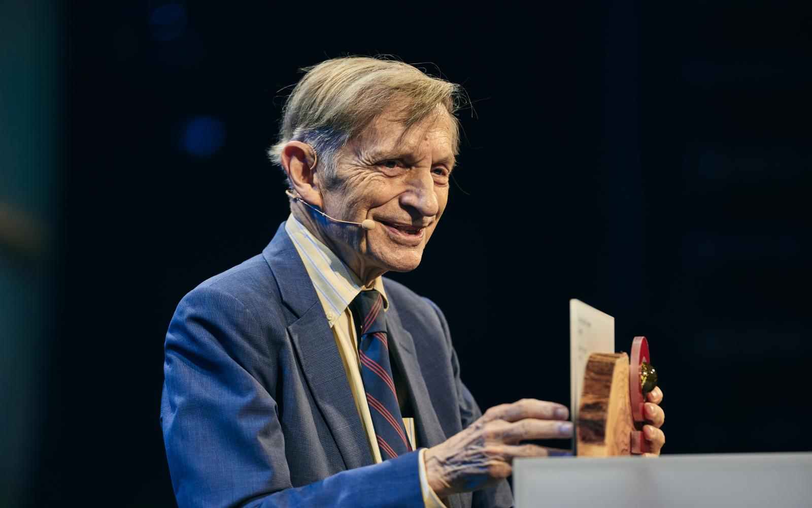 Bill Drayton accepting Skoll Award on stage