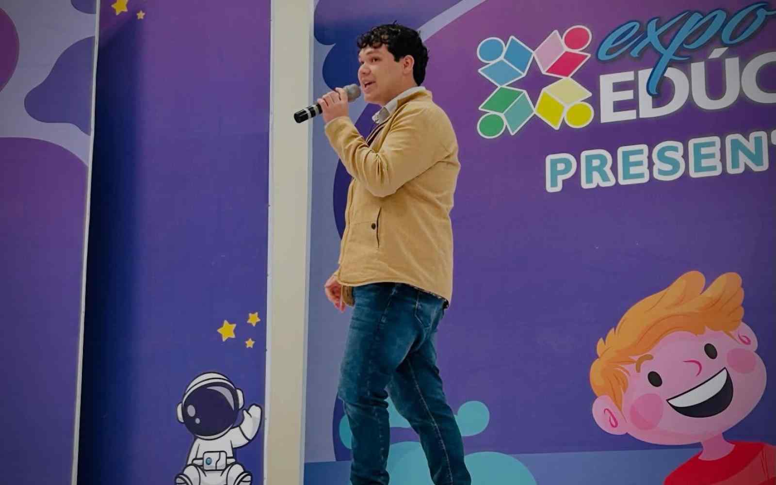 Joav Martínez 