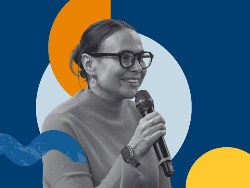 Woman speaking to the microphone