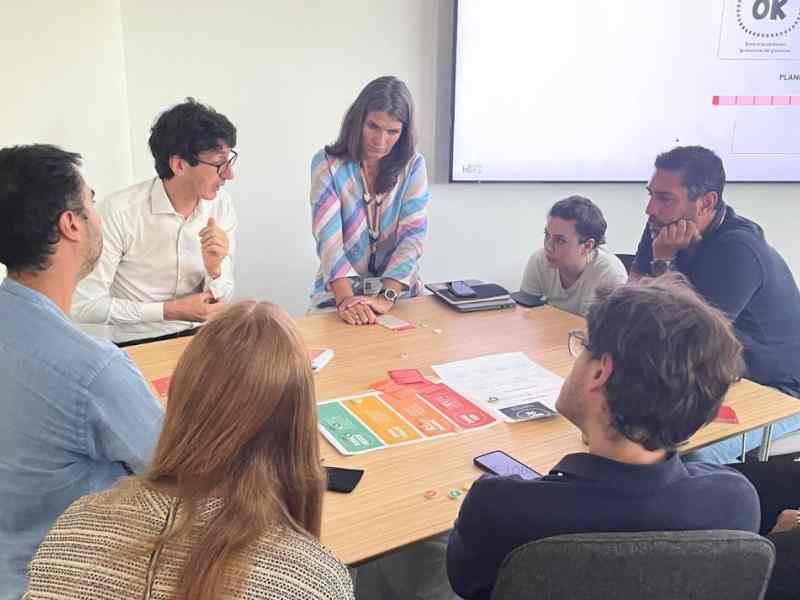 Testing the Breaking the Cycle game at with co-workers from IKEA Italy.jpeg