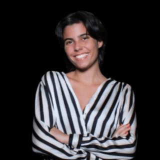 Giullia Jaques Caldeira